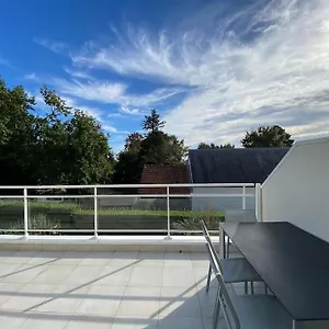 Superbe Terrasse, Proche De La Apartment